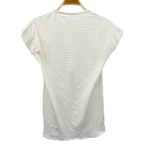 Lululemon ivory perforated Seamless Tee - Picture 2 of 3